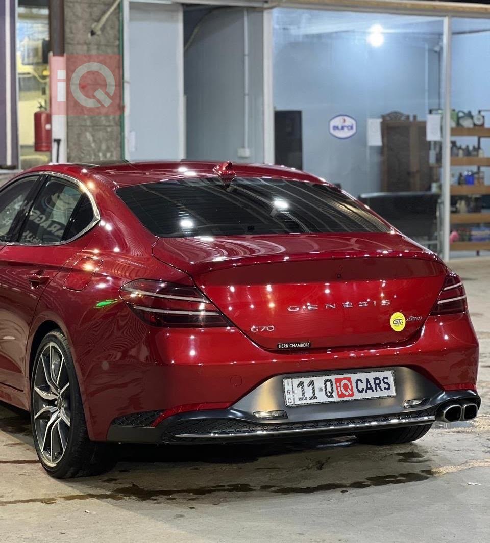 Genesis G70